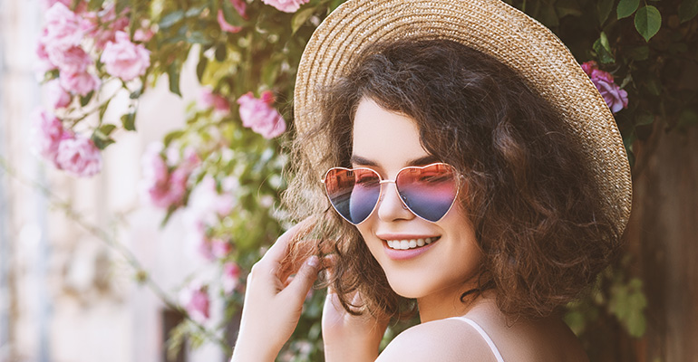 9 Stunning Gradient Lens Sunglasses Perfect for Short Hair Women