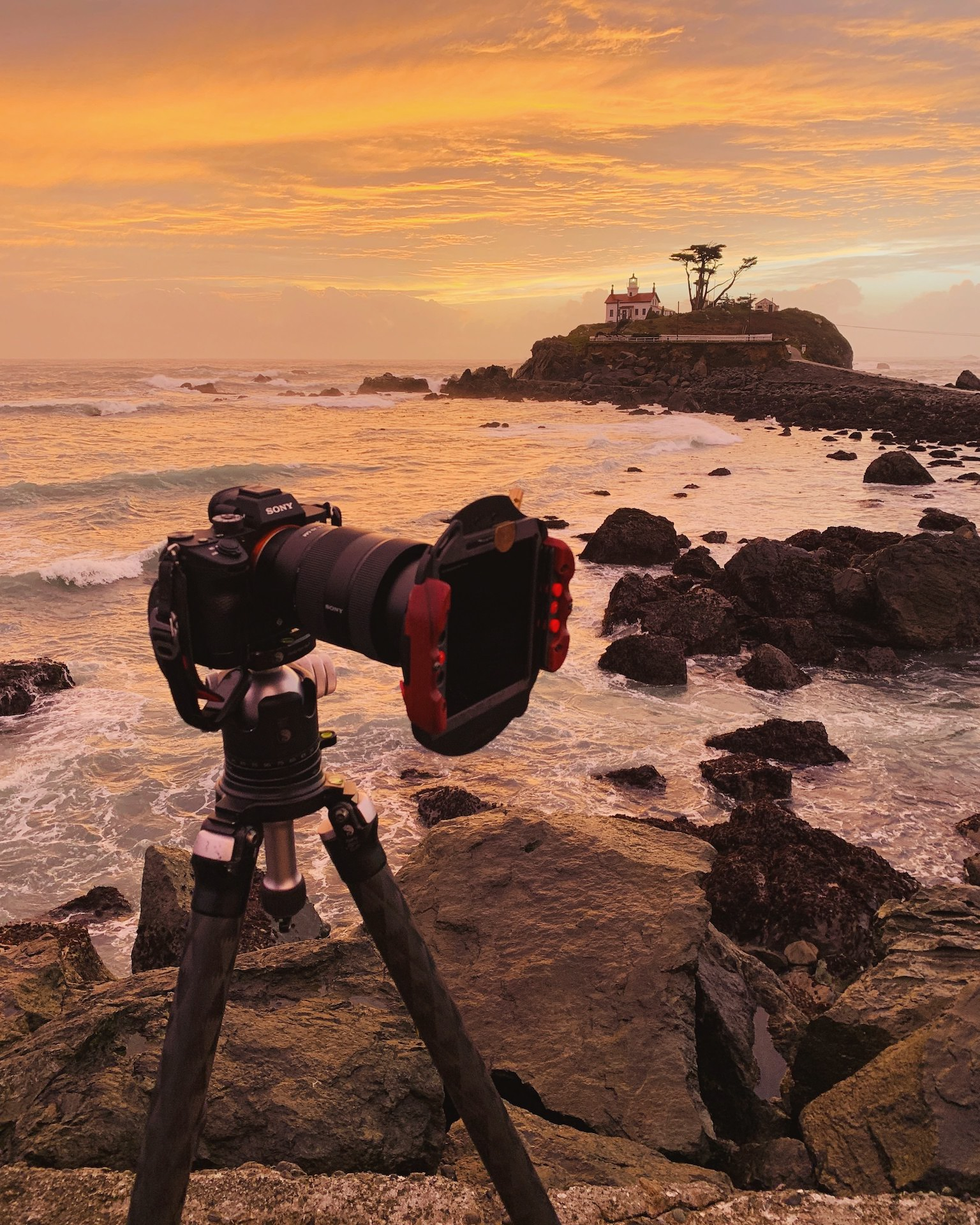 6 Perfect Aperture Settings That Transform Sunset Women Photography with Sunglasses