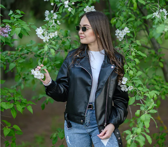 Simple Black Jackets for Women Outfit Ideas