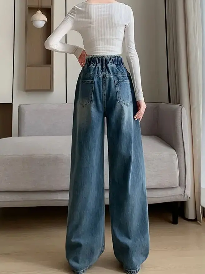 Women Jeans for Street Fashion Looks