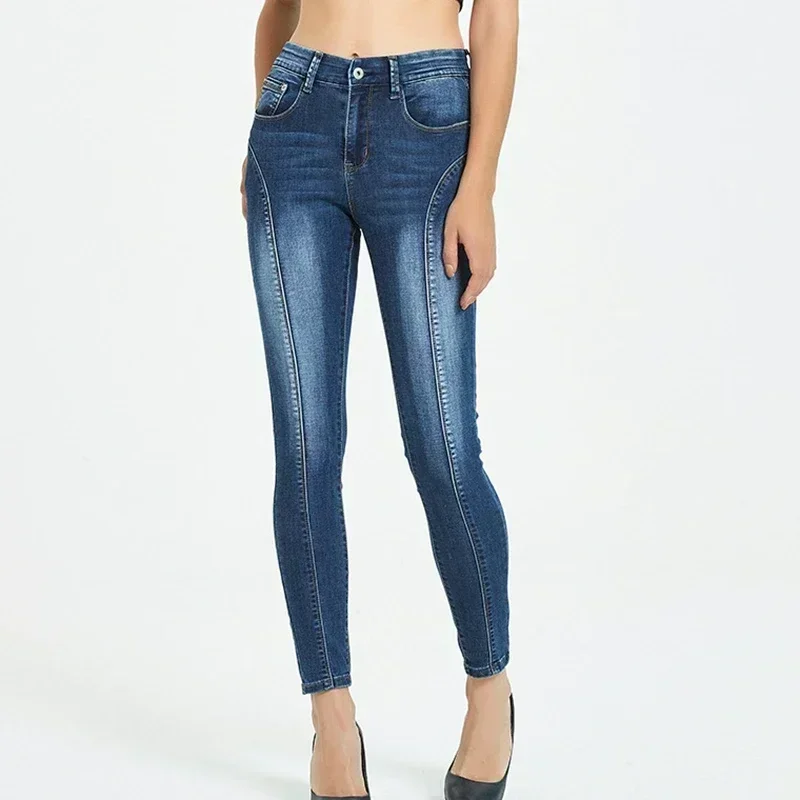 Best Slim Fit Jeans for Women Everyday Wear