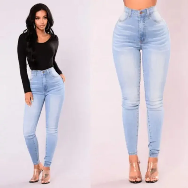 Best Women’s Jeans for Travel Outfits