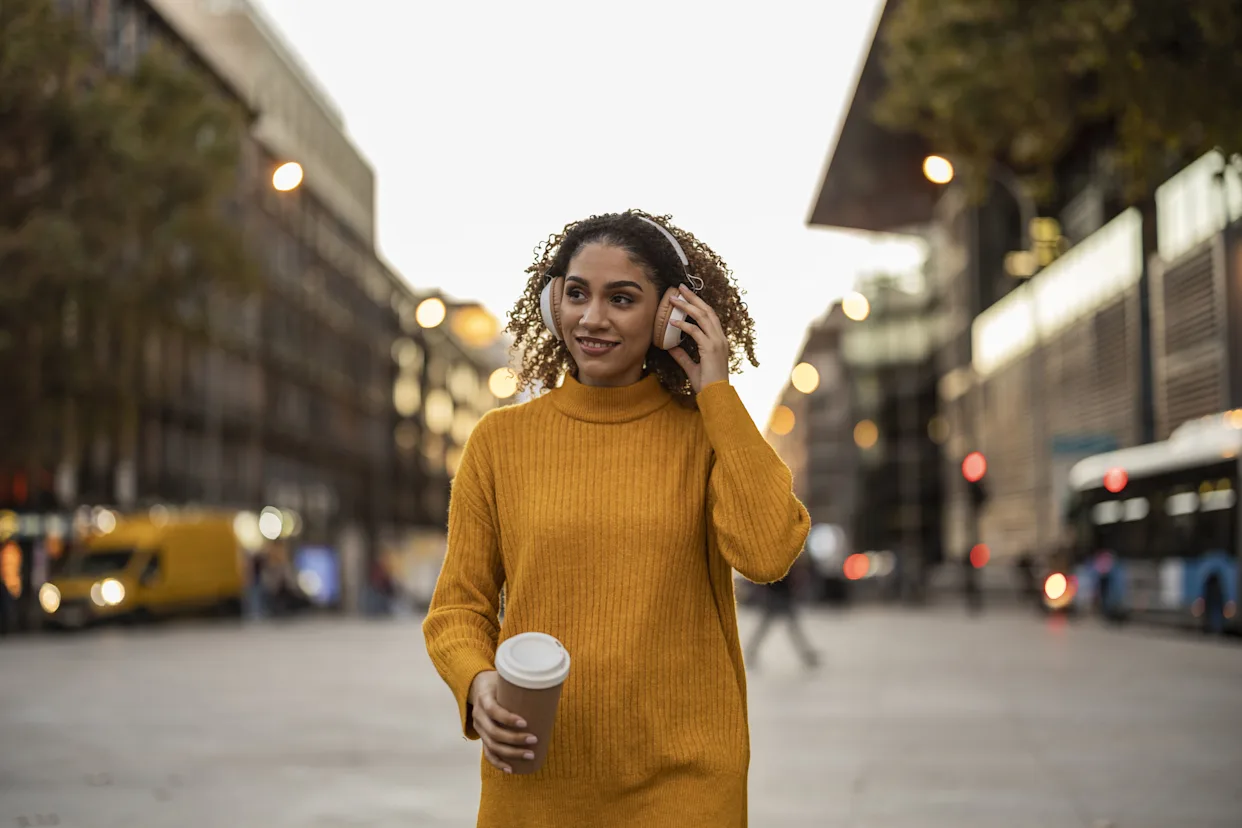 Long Sweaters for Women: Fall Transition Weather