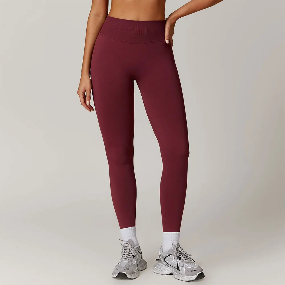 Cotton Spandex Yoga Pants vs Pure Cotton: Which Fabric Actually Performs Better