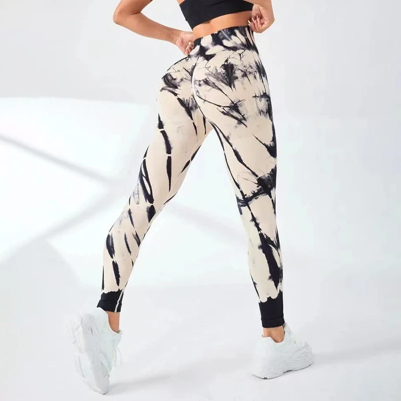 Best Petite Yoga Pants With Pockets That Fit Short Legs Without Bunching