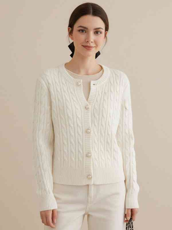 How to Wash Cotton Sweaters for Women