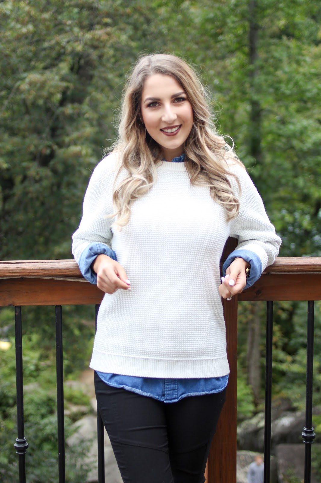 Discover Your Perfect White Summer Sweater Outfit!